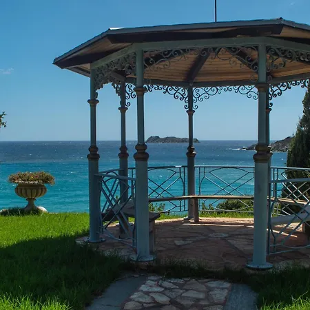 Traditional Stone House By The Sea. Petriai
